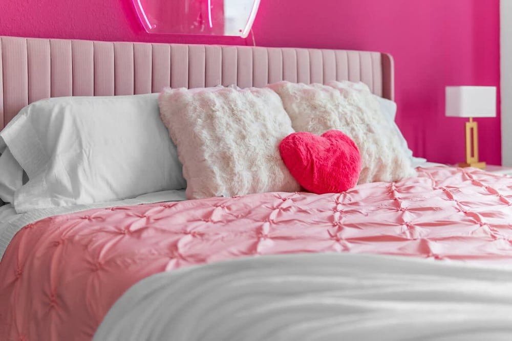 Downtown Houston 3BR Bachelorette Escape
