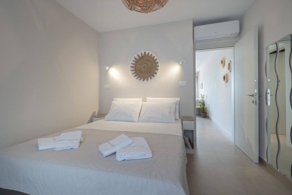 Amico Suites 1 by Rentals Pro - Nea Moudania
