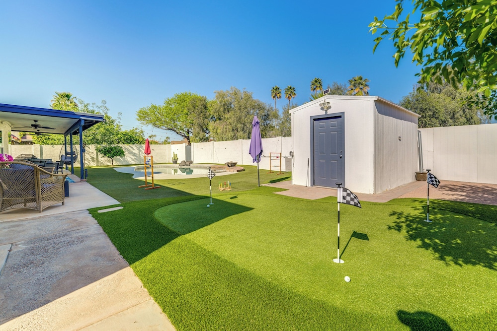 Pool, Putting Green & Games: Chandler Home! view 5