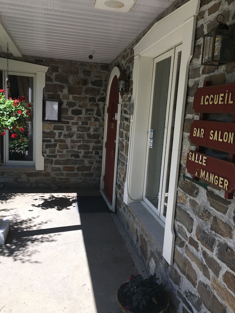 Auberge La Coudriere-Cool Hotel