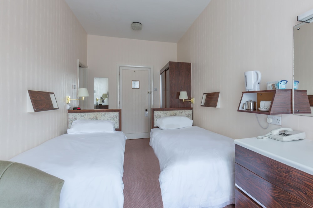Lynmouth Vacations - The Bath Hotel Lynmouth - Property Image 4