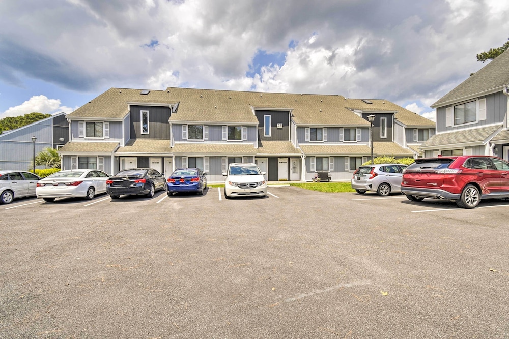 Little River Condo w/ Pool ~ 3 Mi to Beach! view 2
