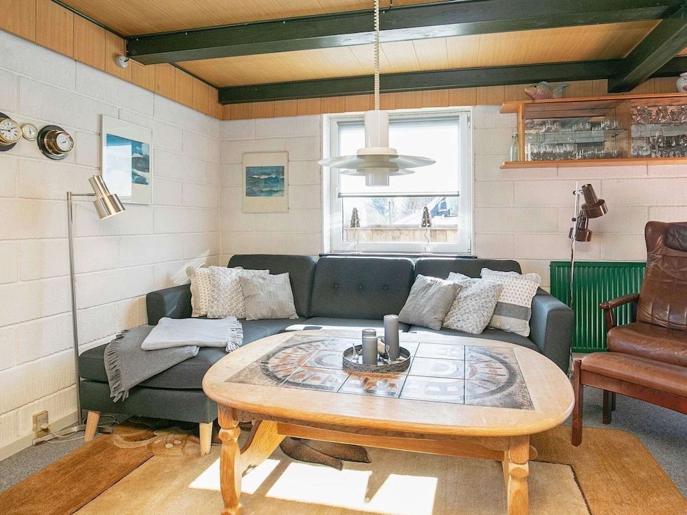 6 Person Holiday Home in Ulfborg view 4