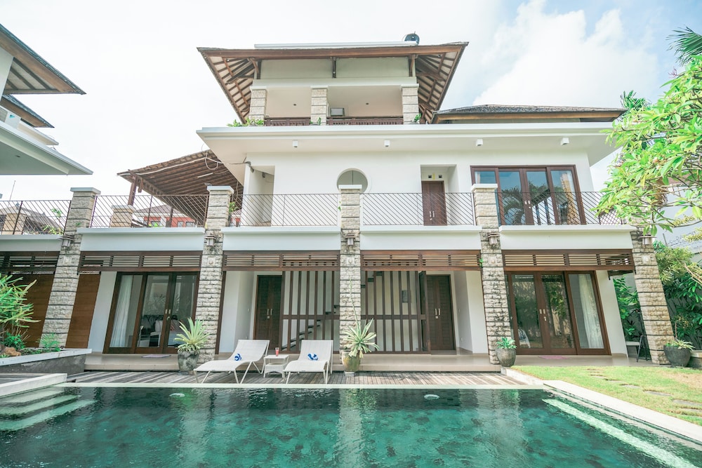 Dreamscape Bali Villa