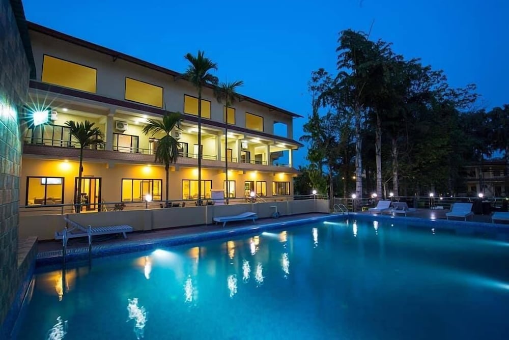Hotel Rainforest
