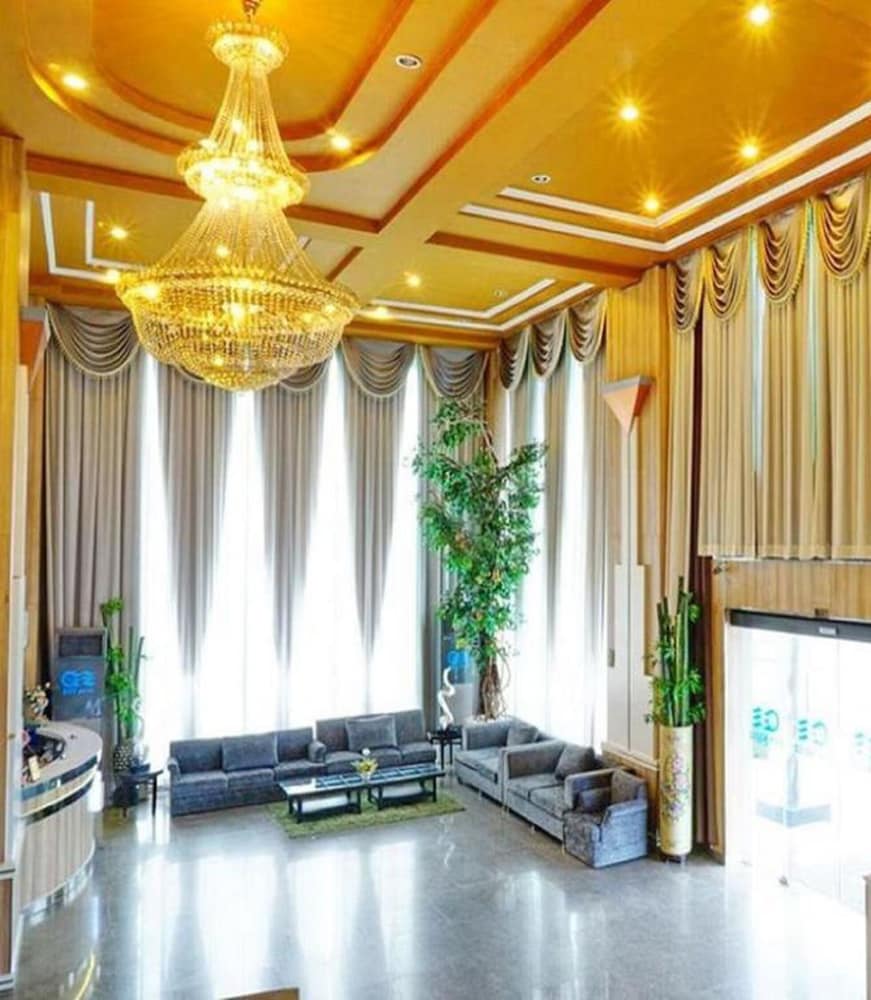 Hotel Bay Hotel Srinakarin - Image 1