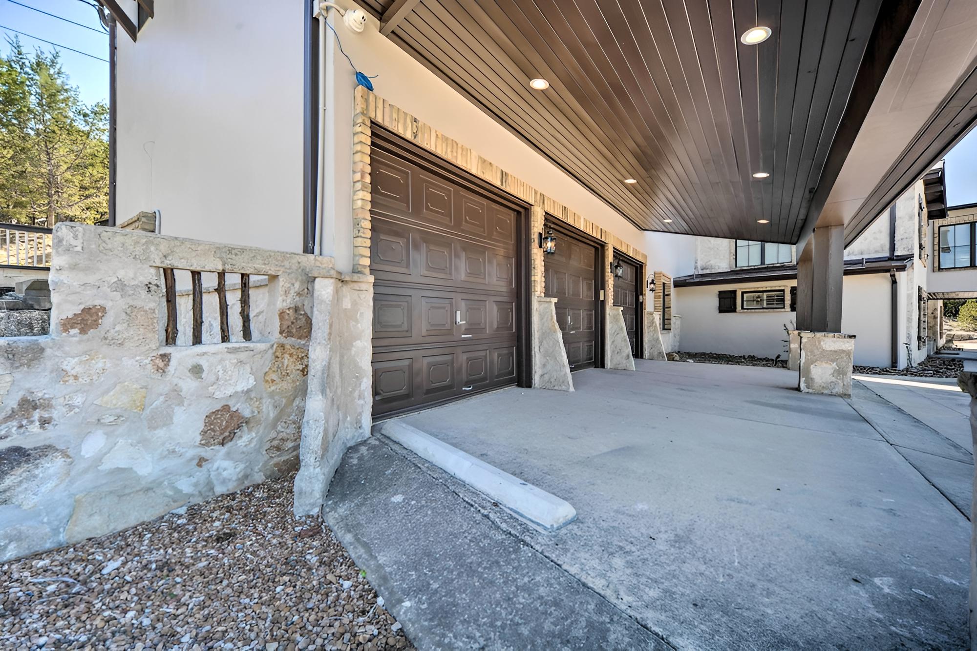 Helotes Hill Country Hideaway w/ 2 Decks! view 4