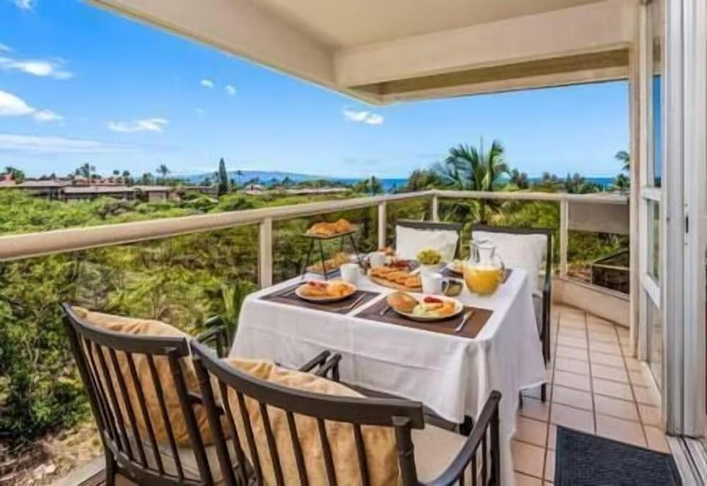 Signature Residences at Maui Banyan