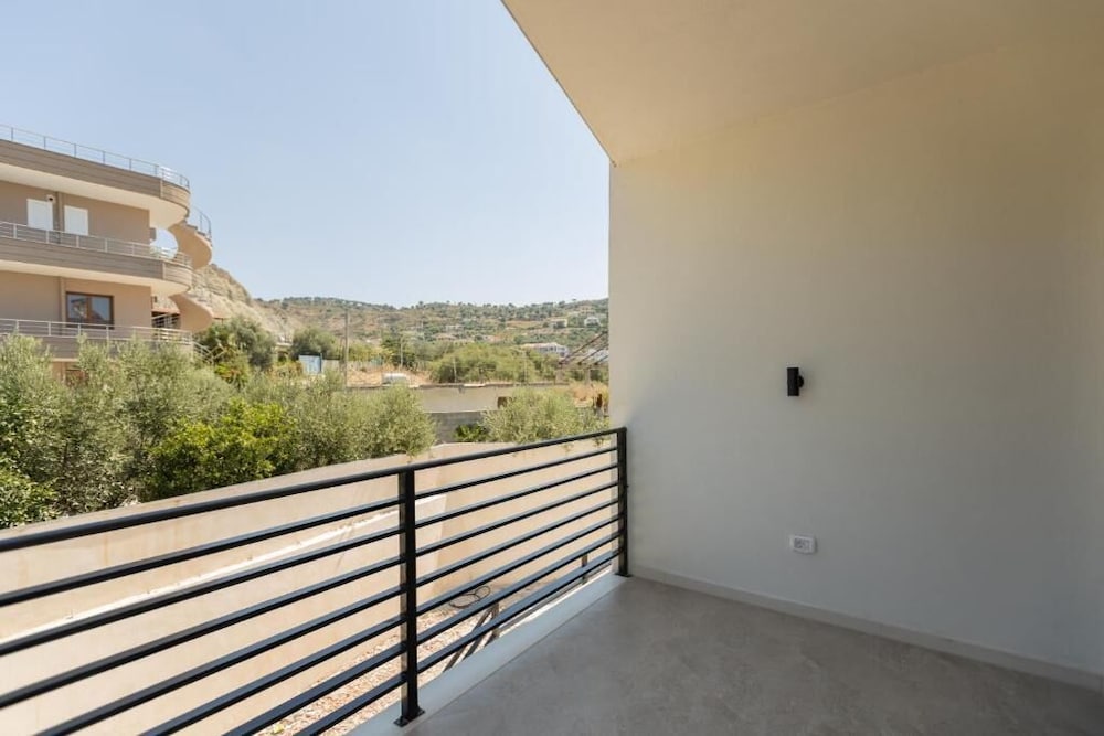 Zani's Villa
