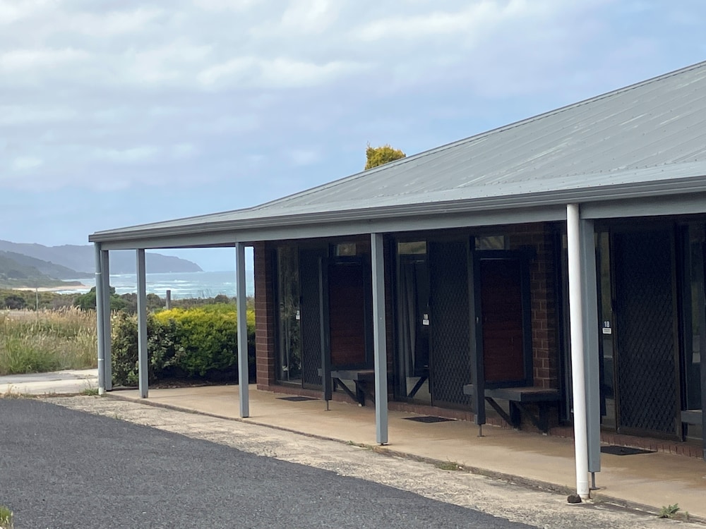 61 OCEAN ROAD MOTEL
