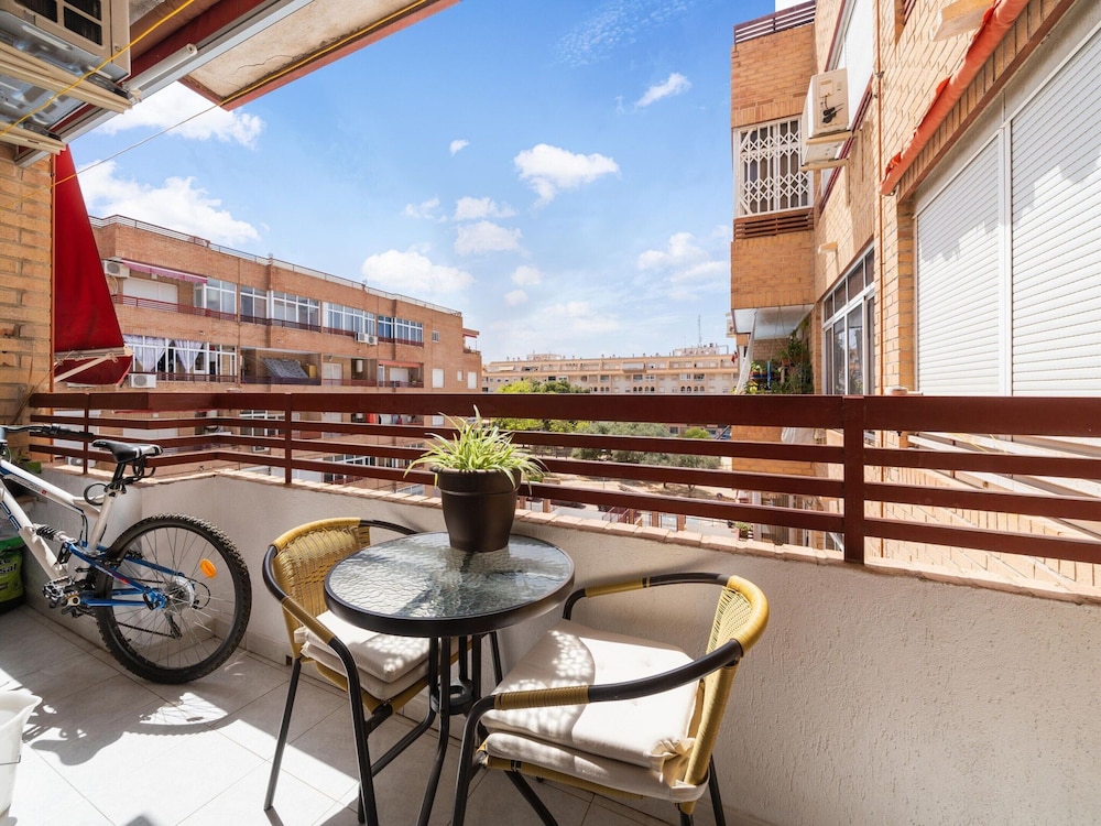 Belvilla by OYO Alicante
