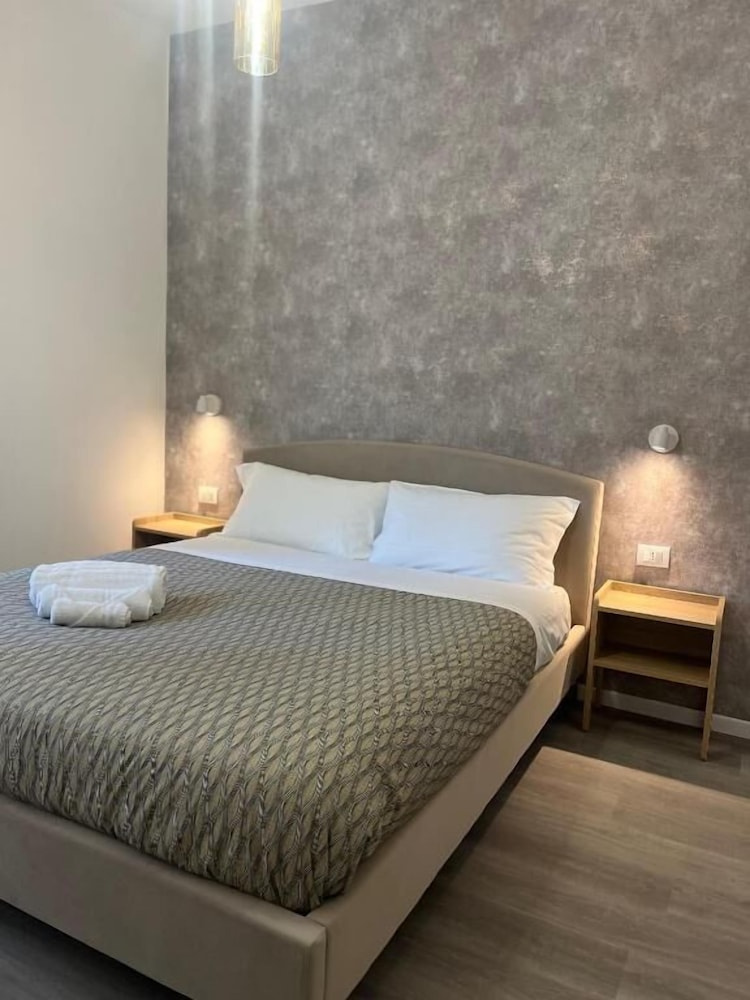 Tiburtina Urban Rooms