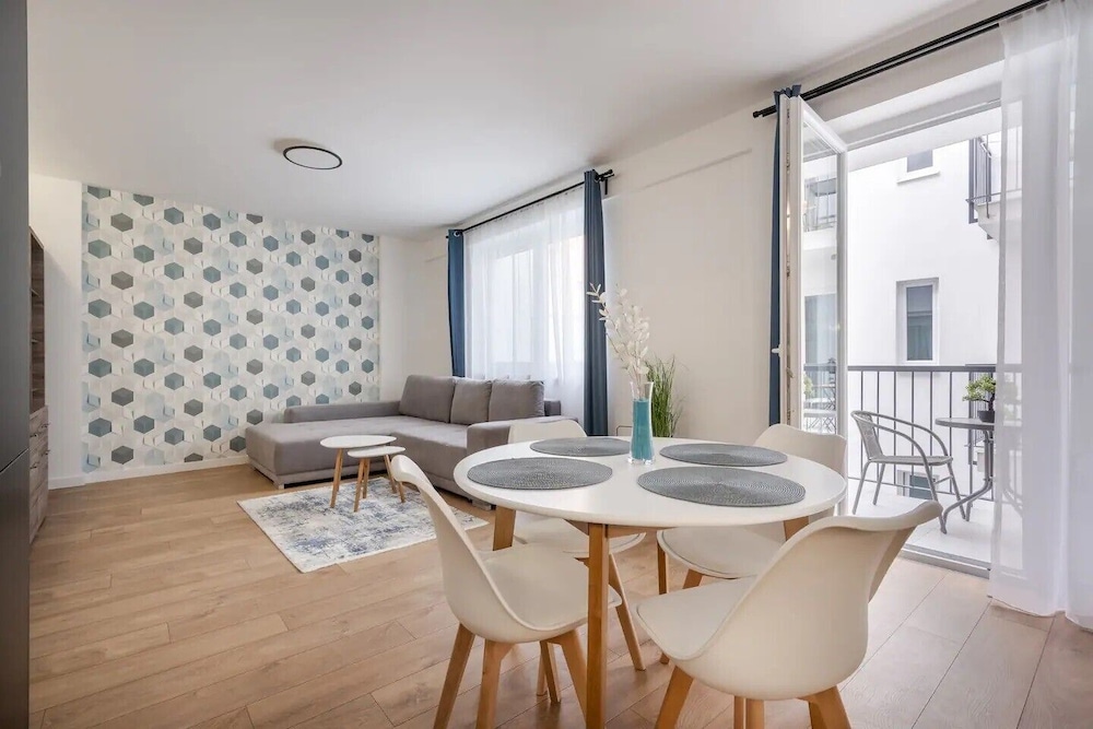 The Rose Garden Apartments