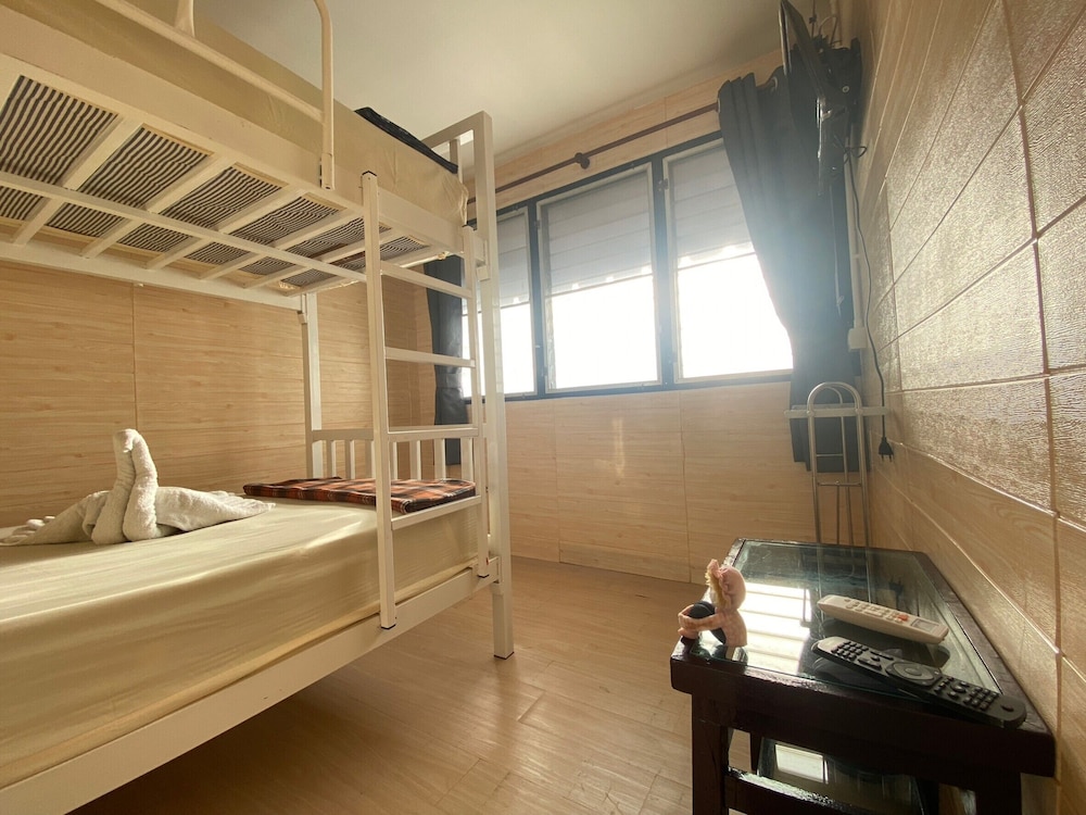 Steve Lady Hostel - Image 4