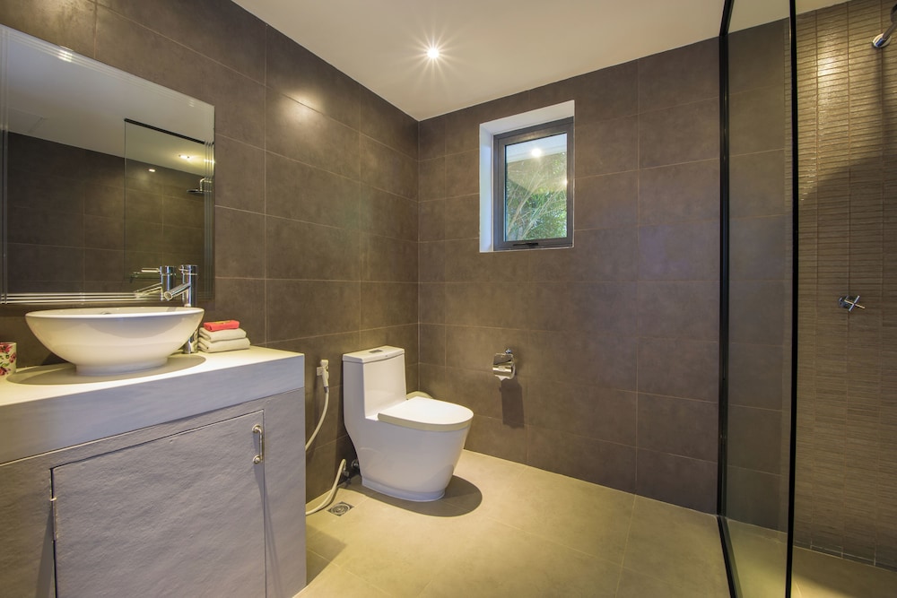 Beachfront Pool Villa Seaview V231