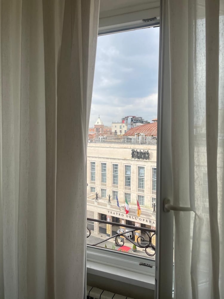 Dama Opera Elegantia Rooms