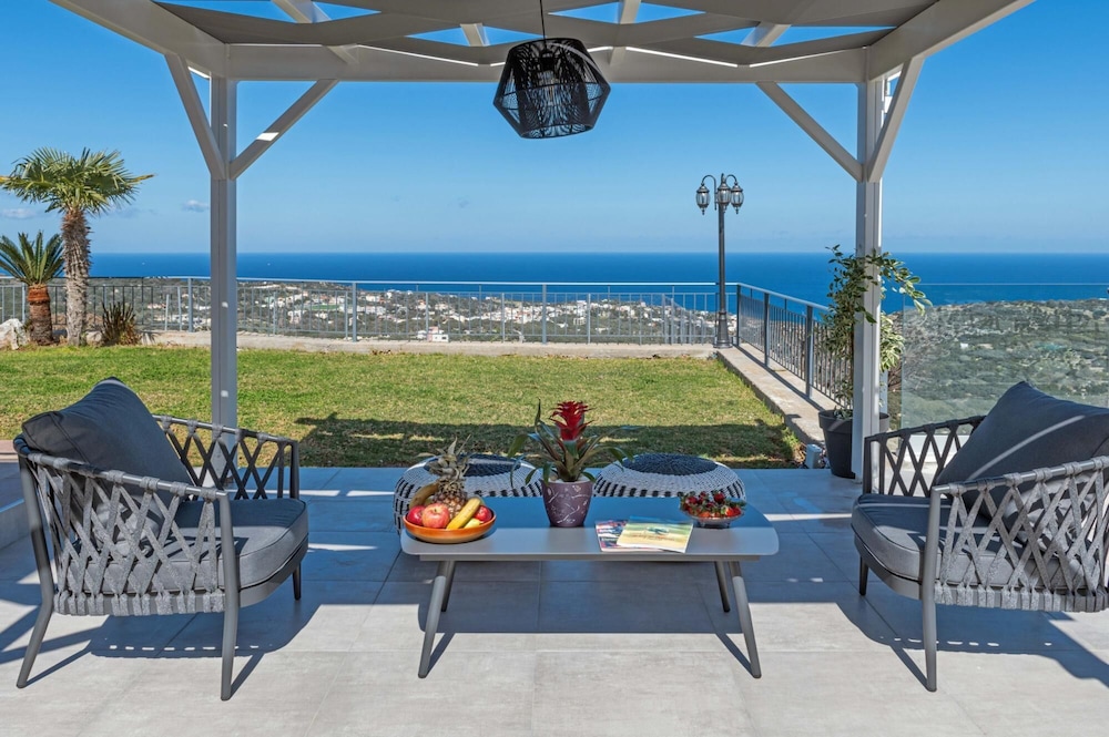 Villa Eagles - With Private Pool view 4