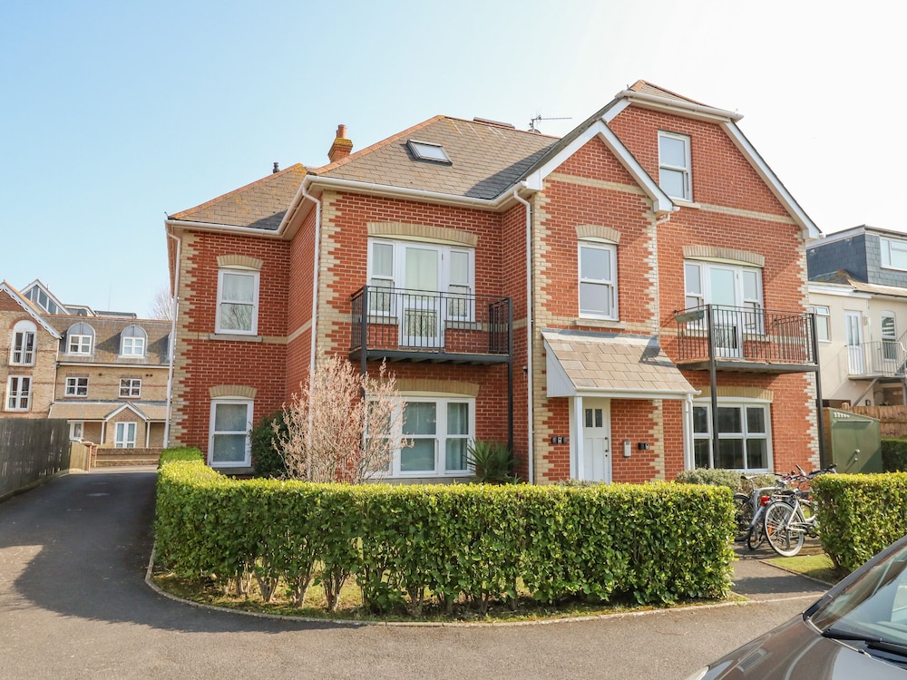 Harbour Reach 6