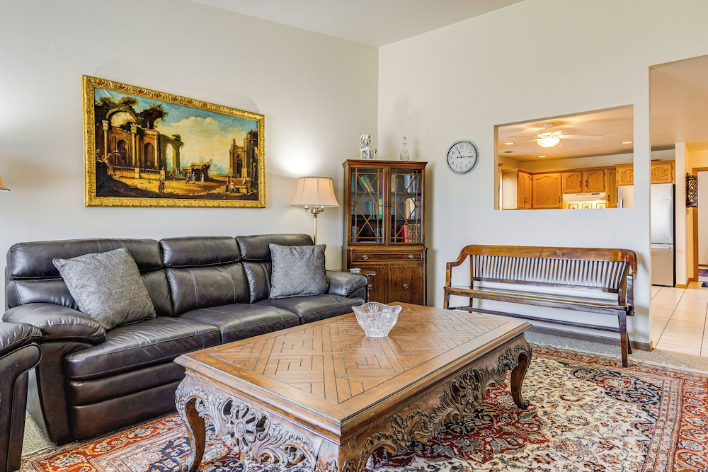2 Mi to Lake Michigan: Cozy Duplex w/ Private Yard
