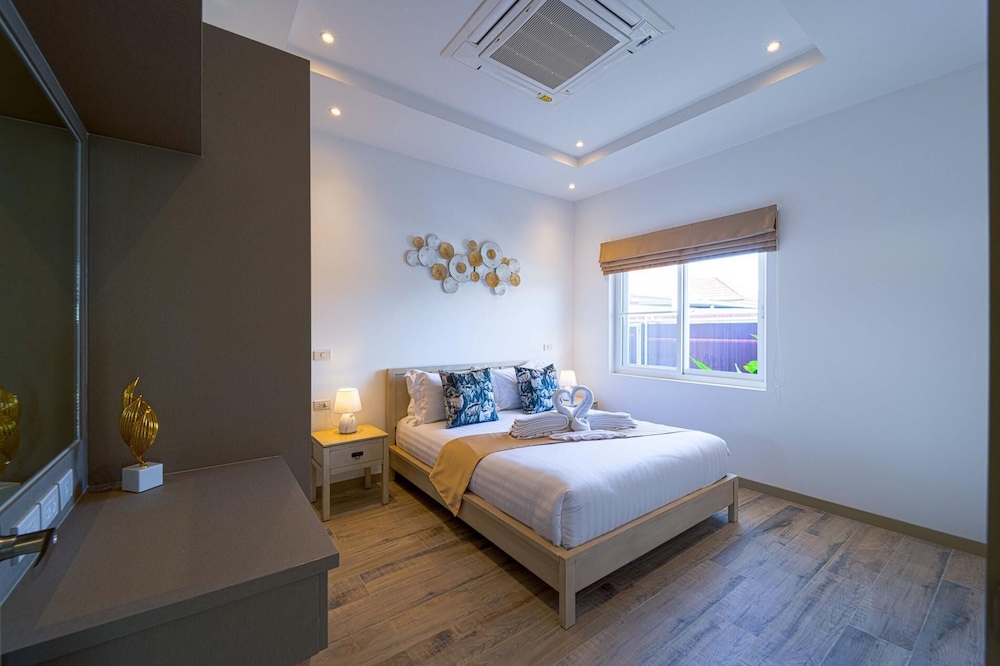 New Private Pool Villa with 3BR MV77