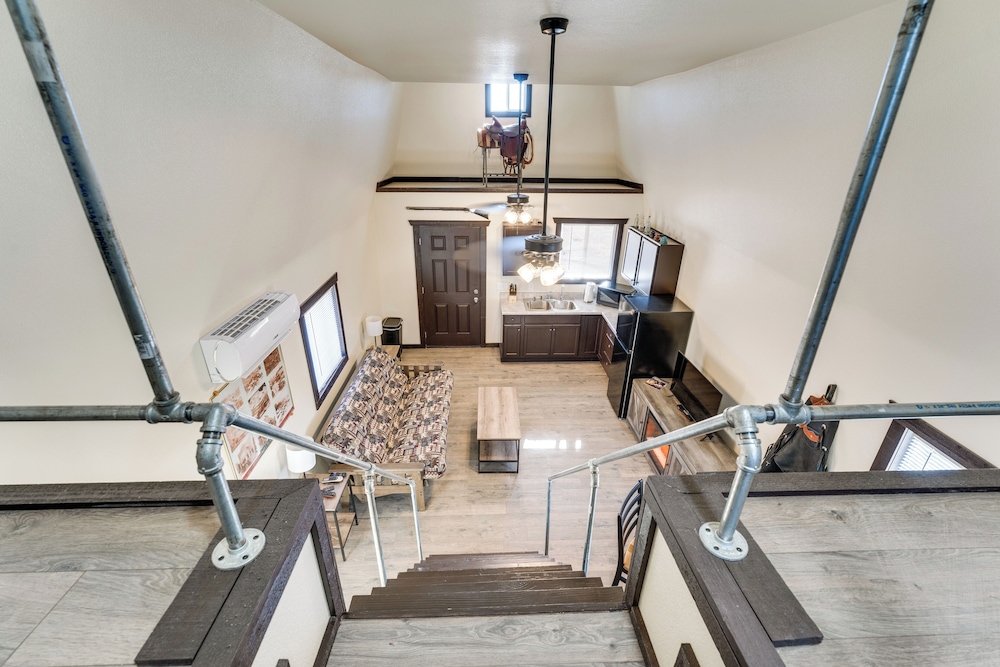 Oatman Studio w/ Fire Pit Near Bullhead City!