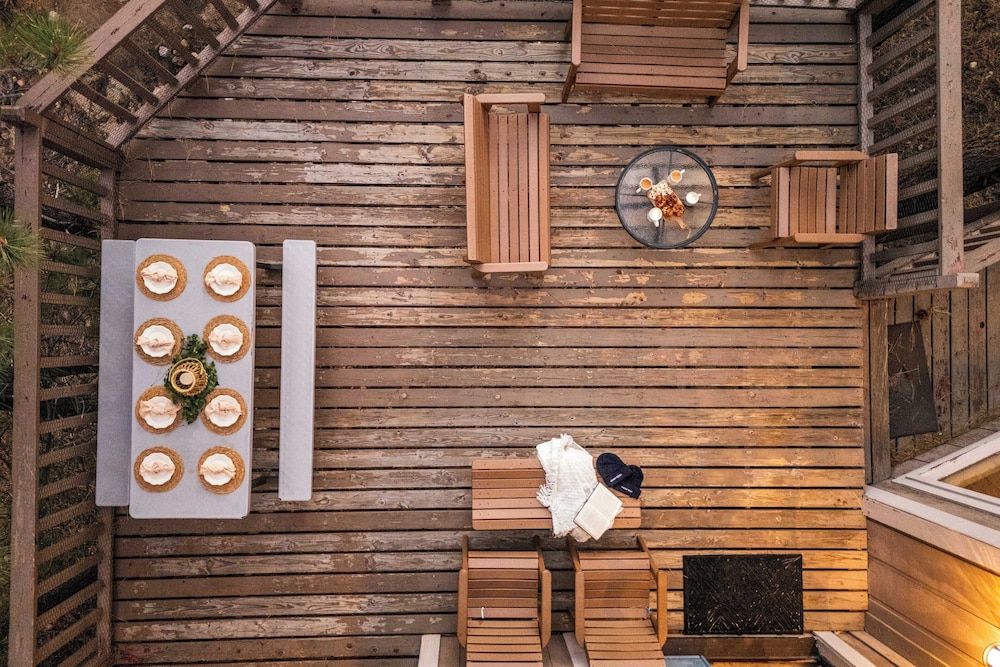 Lakeview Cabin w/ Game Room & Deck Near Ski Slopes & Trails Sleeps 20 Waterview by Avantstay