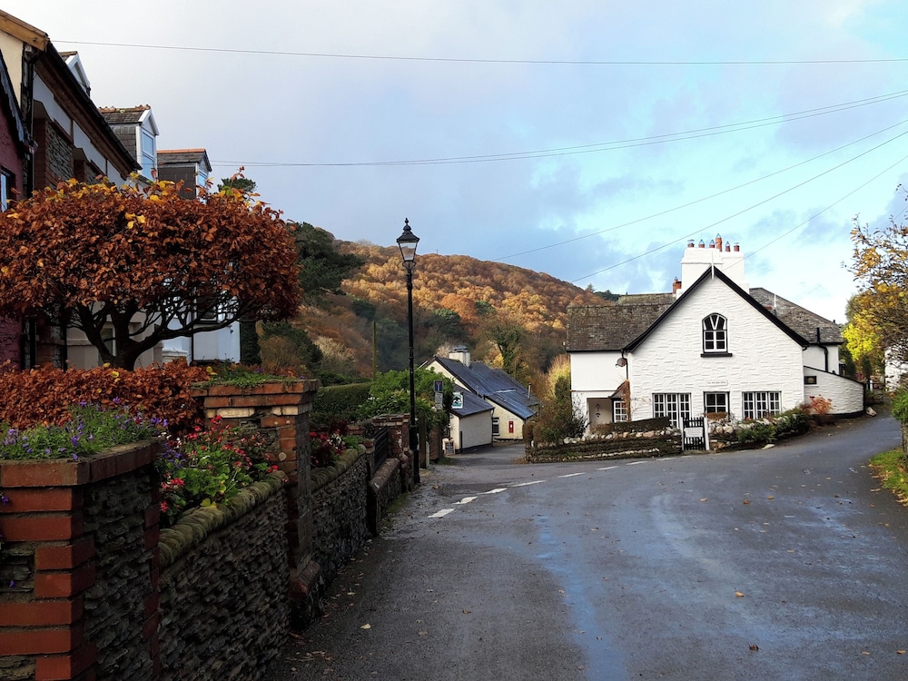 Old Farm Cottage