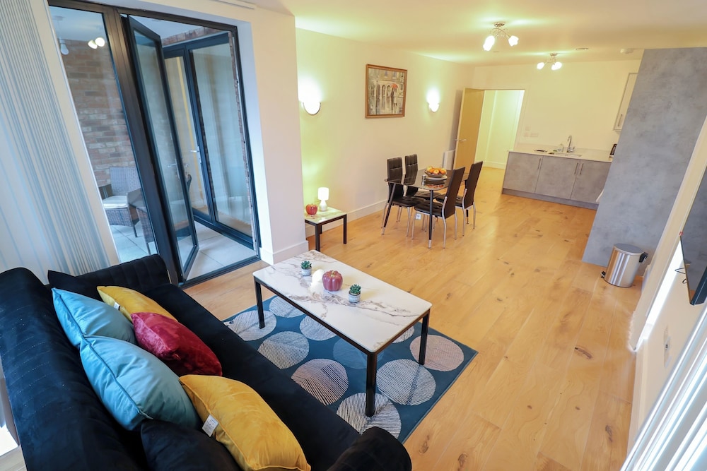 Meadow Lodge - 2 Bedroom Apartments