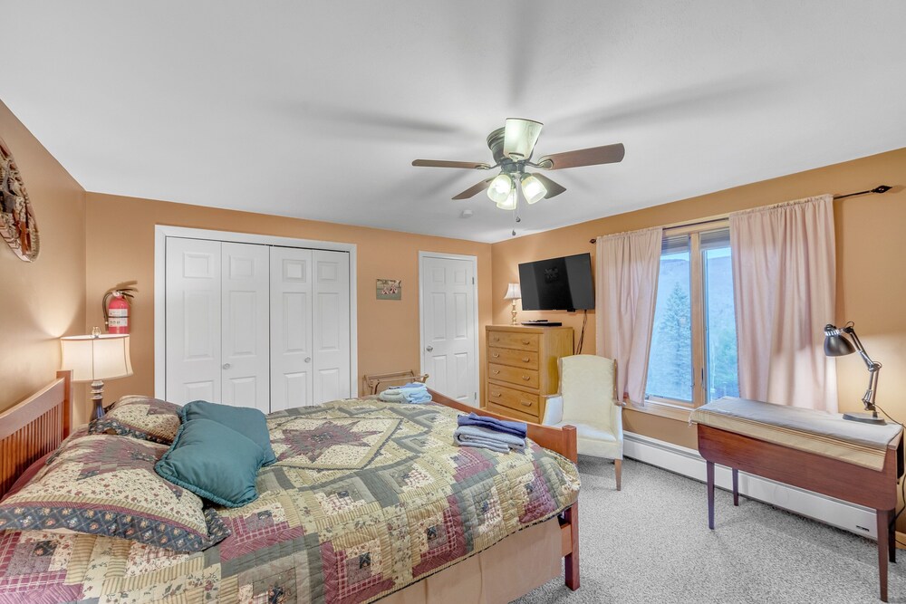 Otter Slide 78i - A Cozy Mountain Retreat 2 Bedroom Townhouse by The Summit at Gore Mountain