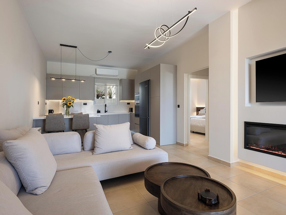 Kymélia Luxury Residences With Sea View