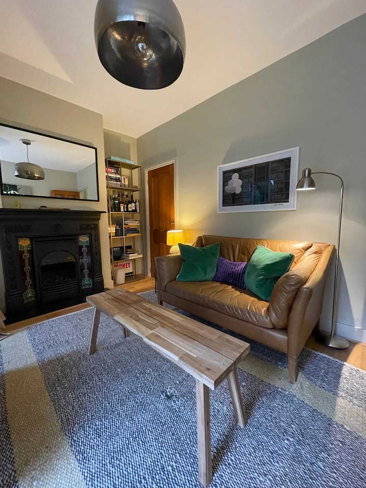Beautiful & Cosy 2BD House - Southwark