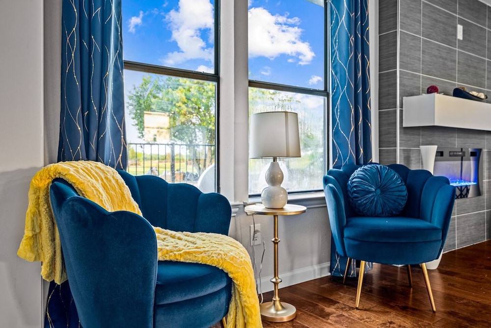 Spacious House-single Level Near Lake Huge Parking