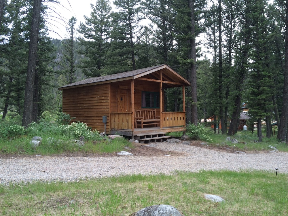 Boulder Creek Lodge - Campsite