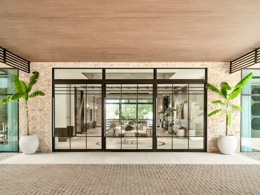 Kimpton Grand Roatan Resort And Spa by IHG - Photo 185
