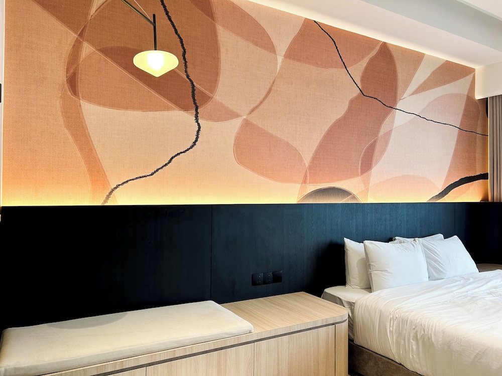 Mossaz by Manhattan Group