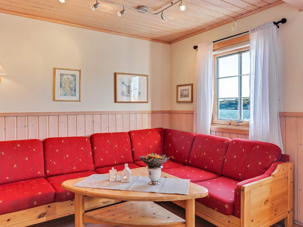 6 Person Holiday Home in Brekstad-by Traum