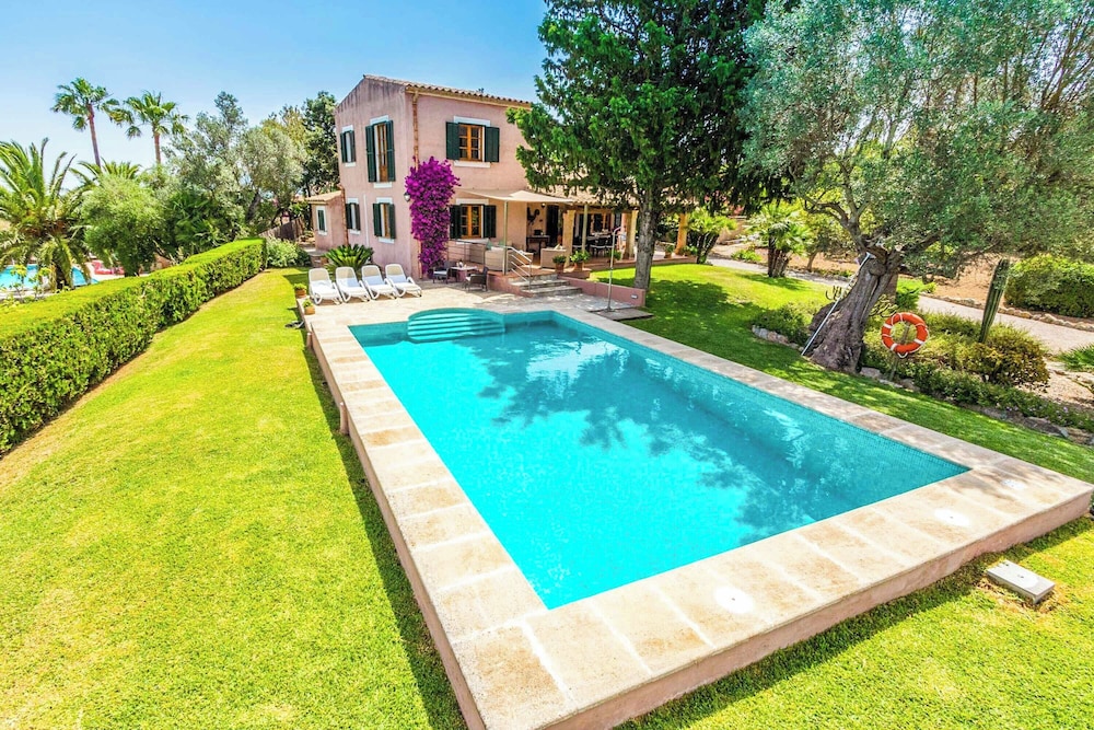 Villa Alzina