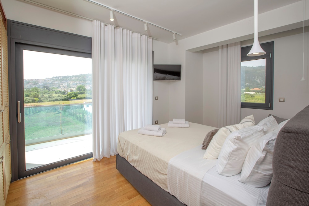 Aquamarina Villas