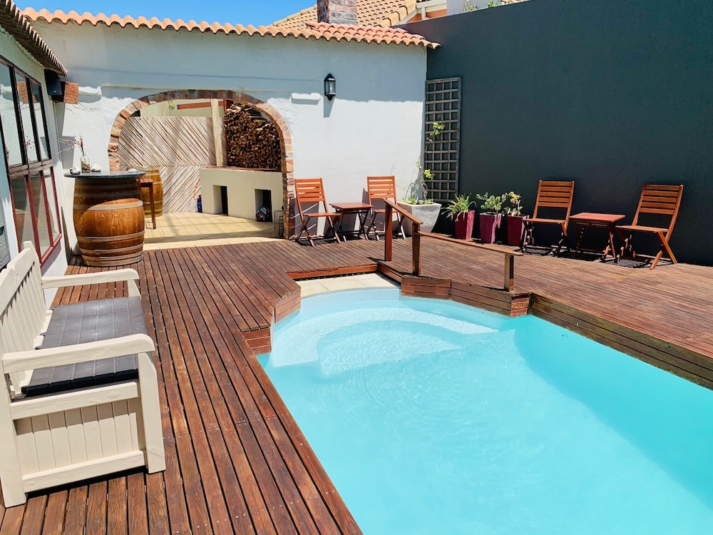 Abington Manor - Fish Hoek Guesthouse