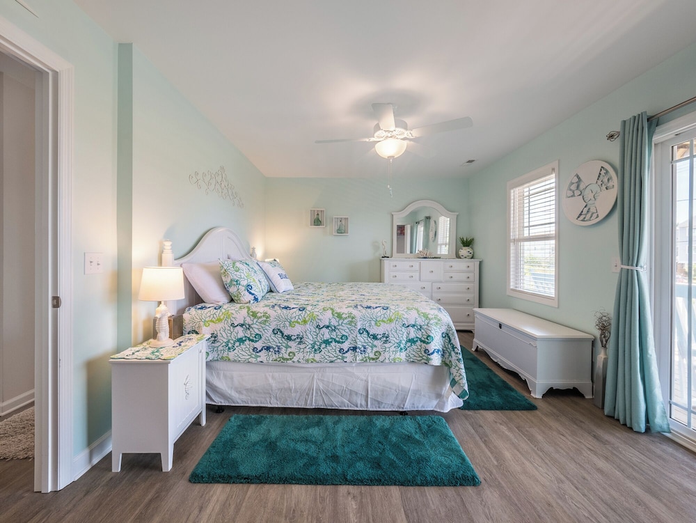 Sea Sound Blessing by Topsail Realty