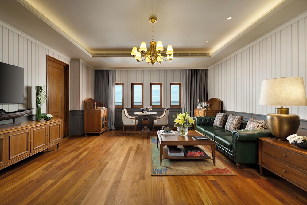 Taj Ganga Kutir Resort & Spa, Raichak