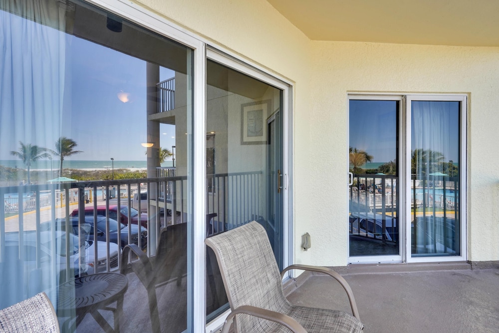 Sunset Vistas 211n