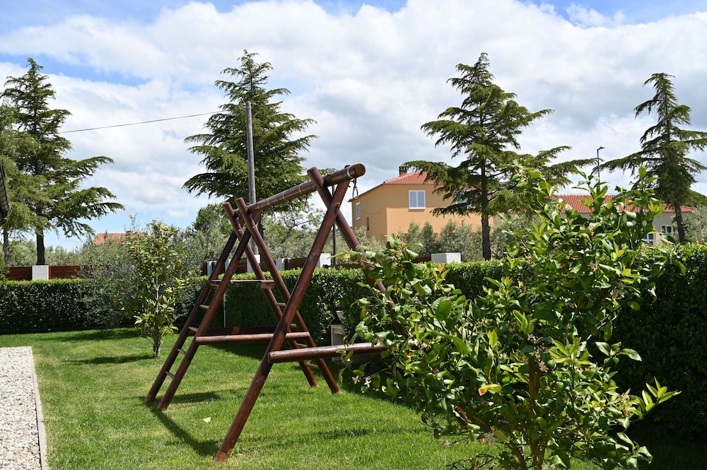 Photo 43