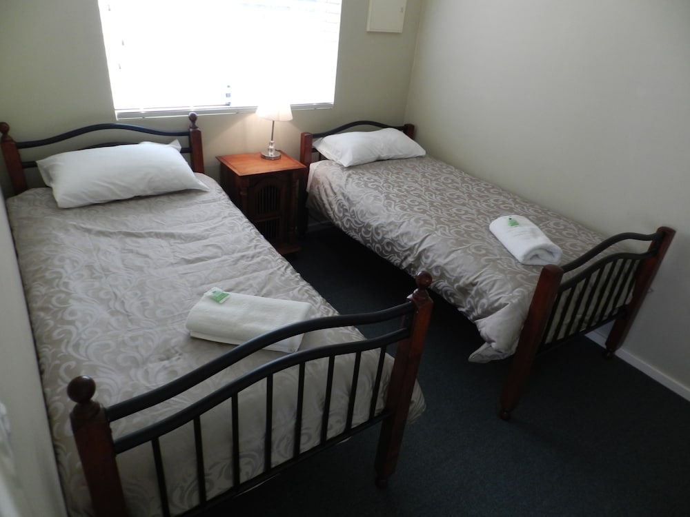 Harbourside Motel