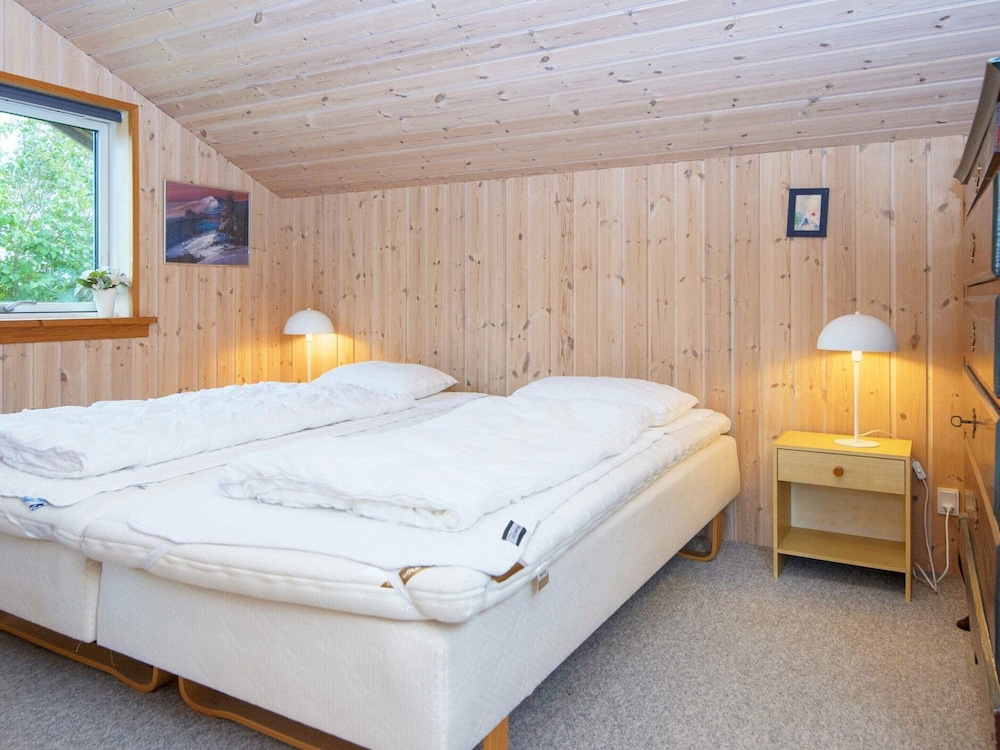6 Person Holiday Home in Ronde-by Traum view 4