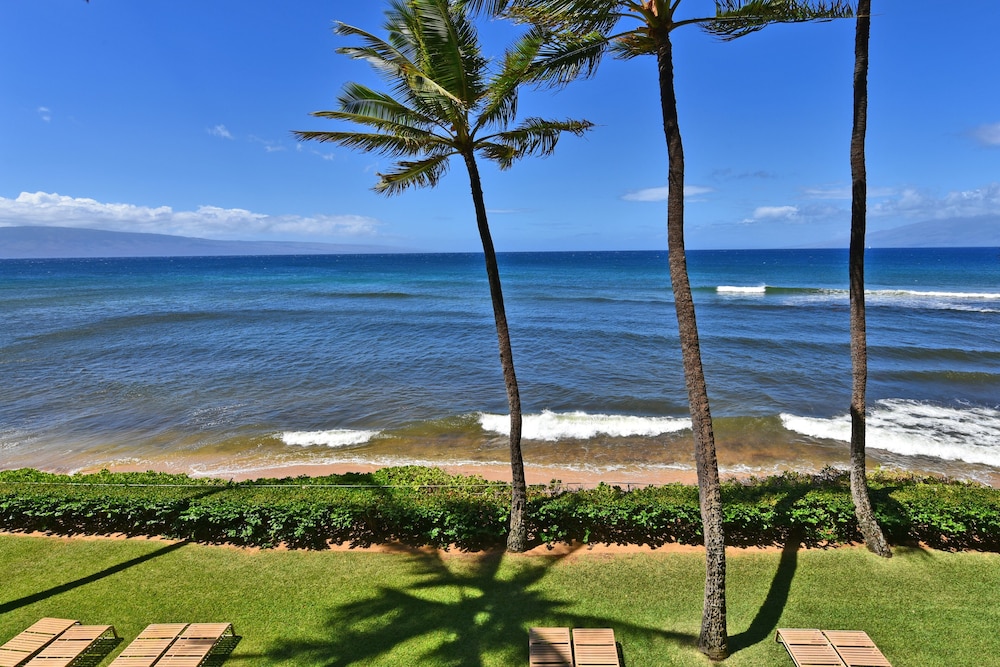 Mahana Resort #305 1 Bedroom Condo by RedAwning - Image 4