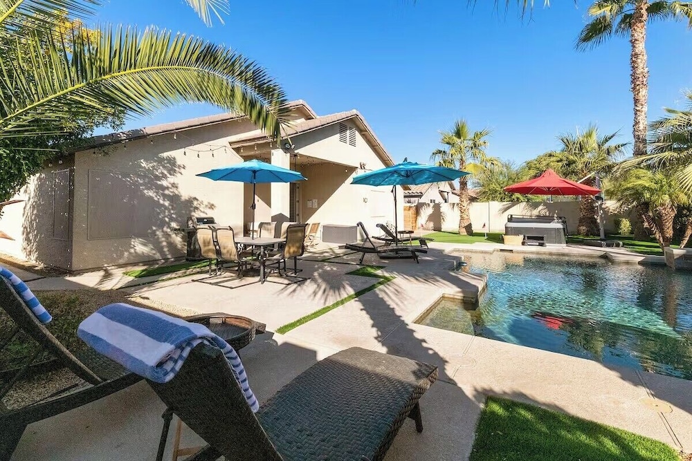 Chandler Hideaway - Relax & unwind