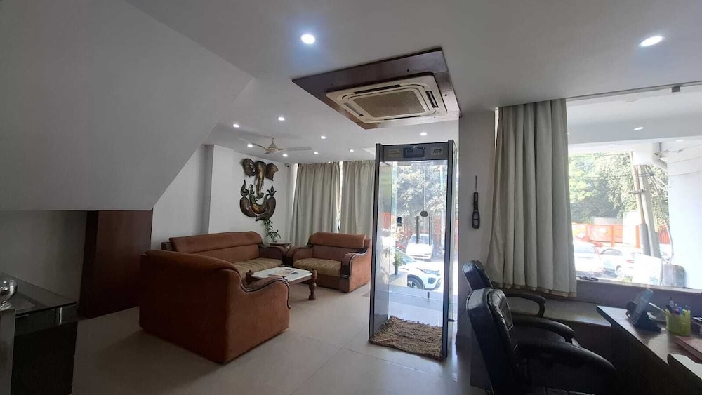 Hotel Taj Homestay- A Unit of Sahni's