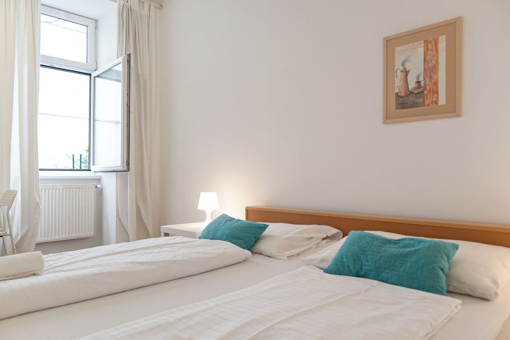 Affordable 3BR Apt Belvedere Vicinity