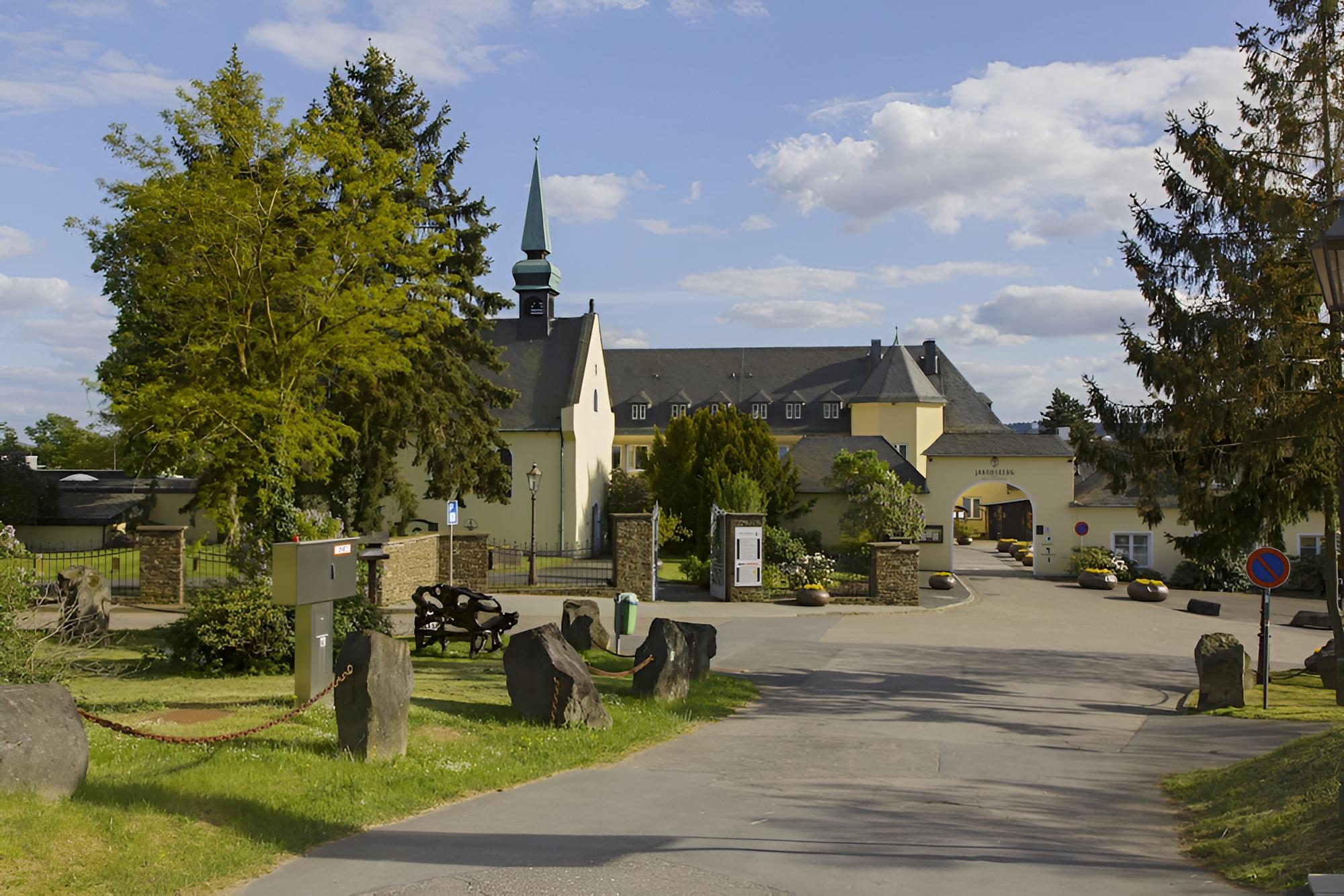 Photo 23
